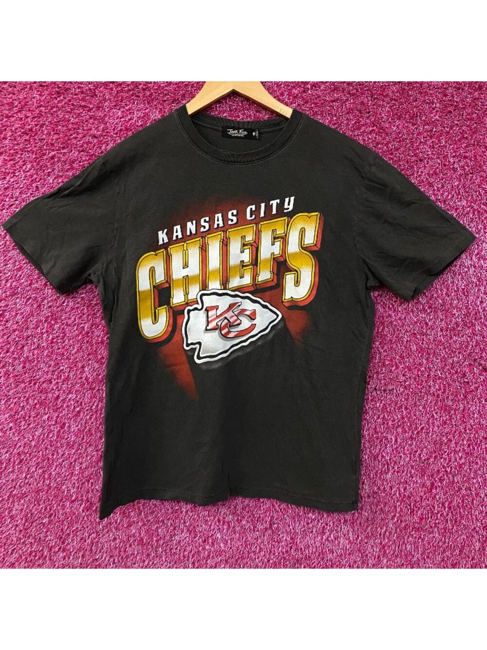 Junk Food Clothing Kansas City Chiefs Women's Graphic T-Shirt Large